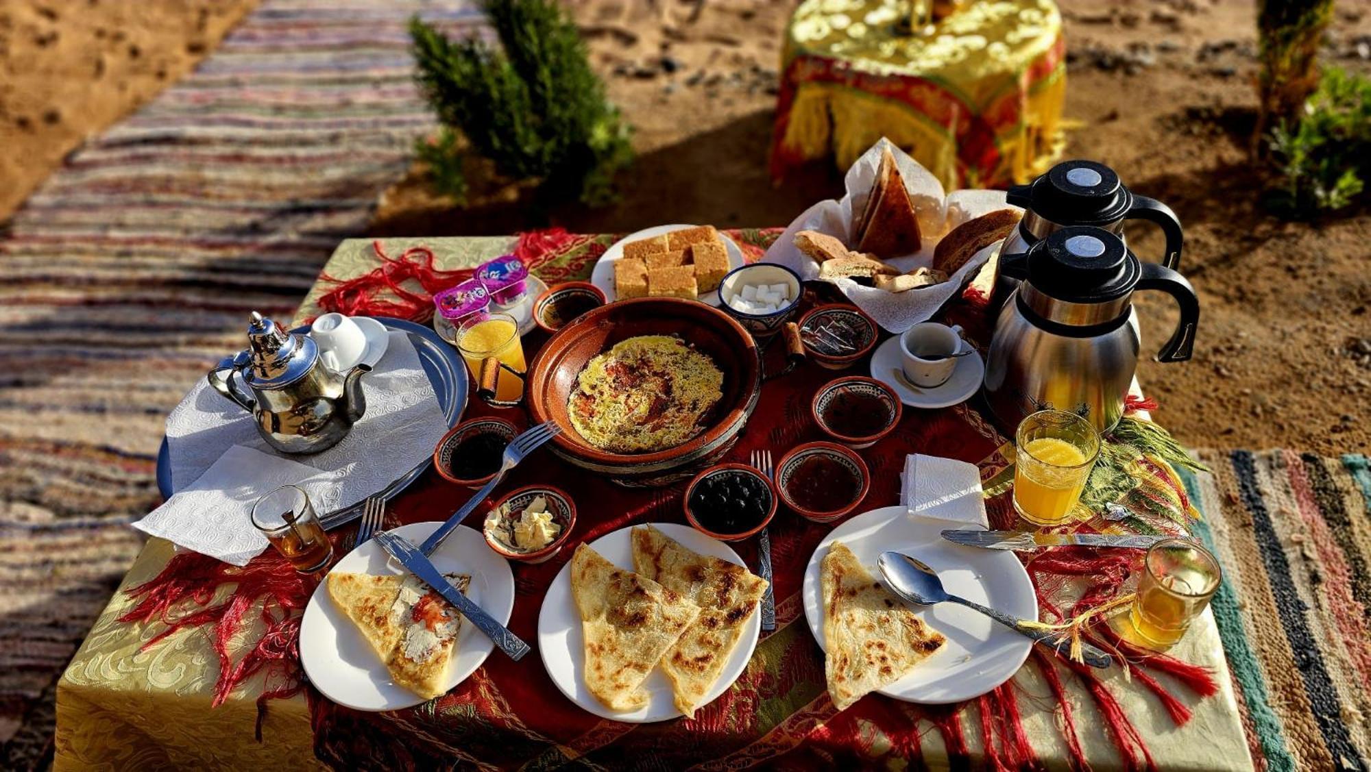Camp Familia Erg Chebbi Hotel Merzouga Eksteriør billede